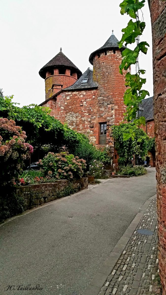 Collonges la rouge