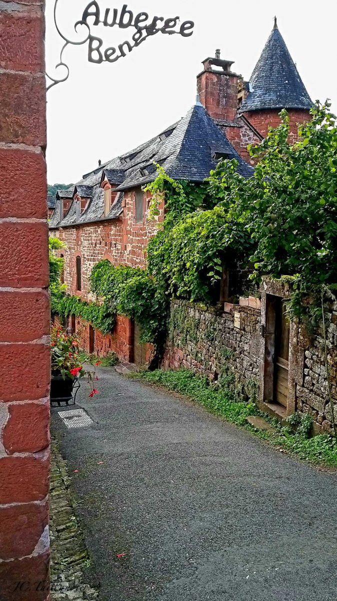 Collonges la rouge